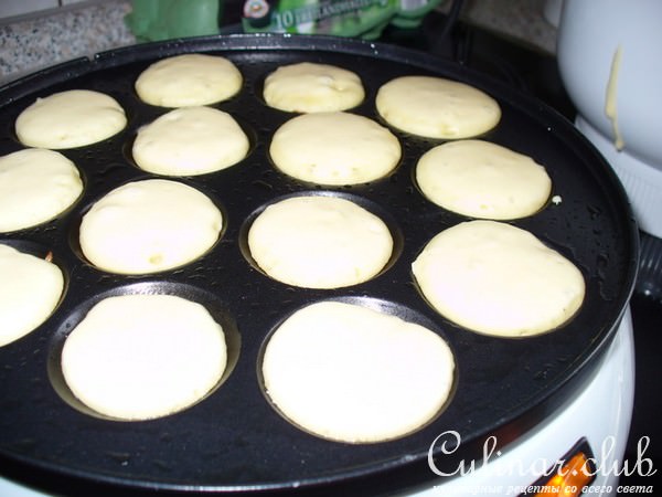 "    "  Poffertjes    