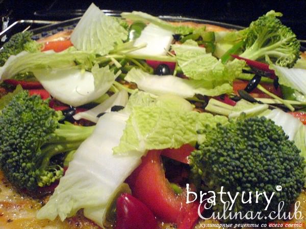 Pizza con pancetta e broccoli -      