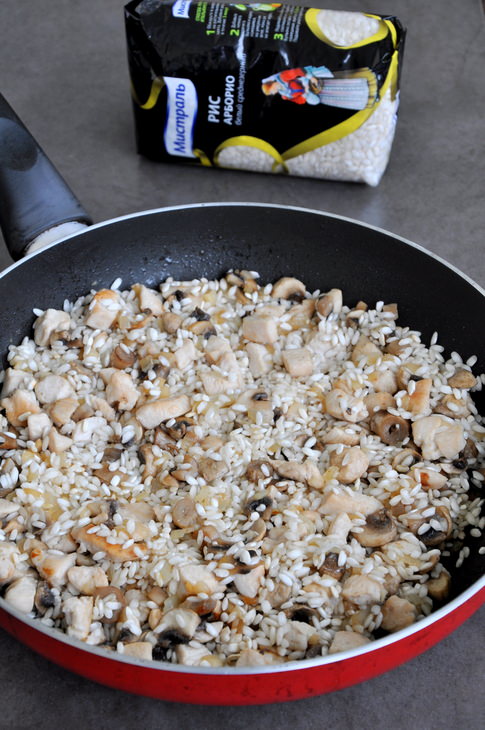      2 (Shellfish and Chicken Paella) 