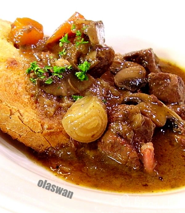  .   , Boeuf bourguignon! 