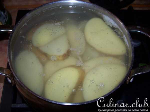 Маринованные колбаски-гриль с картошечкой-гриль 