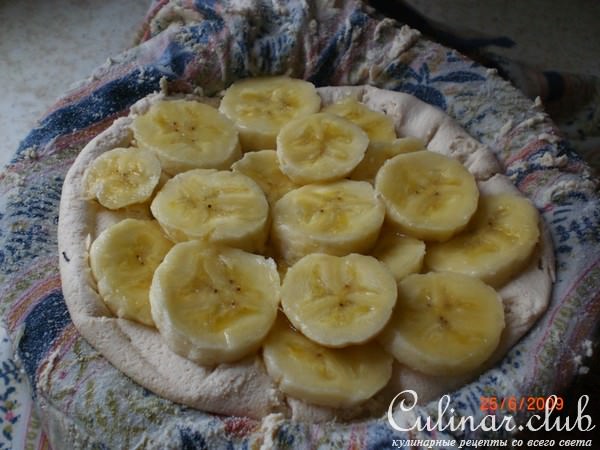 Десерт творожно-йогуртовый с бананом 