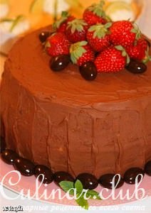   (Cake with Dark Chocolate Buttercream)
