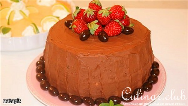   (Cake with Dark Chocolate Buttercream) 