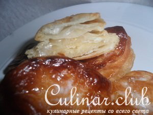      (Gateau Pithiviers)