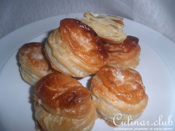      (Gateau Pithiviers) 