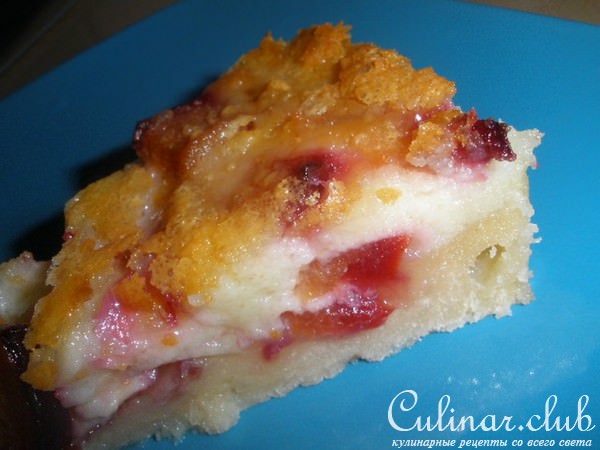 -   (Plum Custard Kuchen ) 