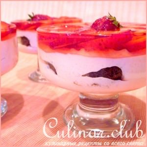 Десерт клубничный сливочно-йогуртовый